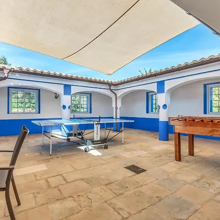 Sleeps 12 Pool Air Con Wifi *