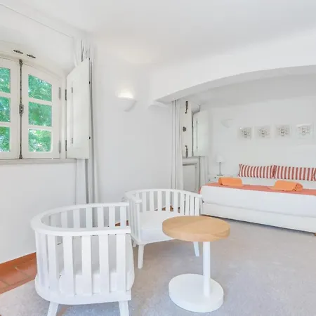 Sleeps 12 Pool Air Con Wifi